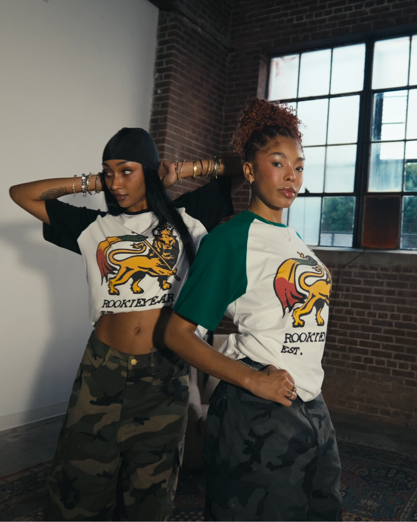 LION TEE